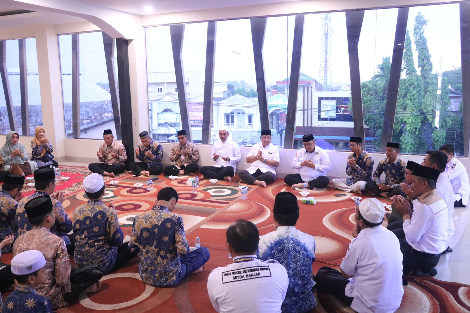 Bupati Kabupaten Banjar H Saidi Mansyur Sambangi Pemondokan Kafilah MTQ Kalsel