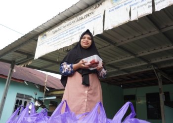 Iduladha 1446 H, Penerima Manfaat Rasakan Kebahagiaan Kurban dari PLN UID Kalselteng