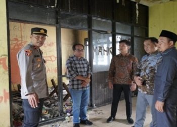 Komisi III DPRD Balangan Tinjau Eks Kantor PDAM di Awayan Kondisnya Tidak Terawat