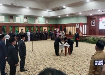 Rotasi 13 Pejabat Pemprov Kalsel, Muhidin Akan Pantau Kinerja 6 Bulan Kedepan