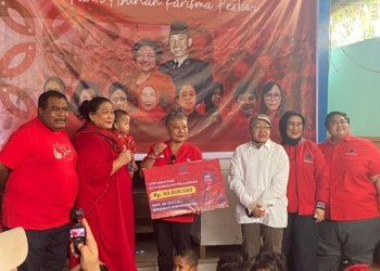 PDIP Peduli Salurkan Bantuan Pada Korban Kekerasan Anak di Kaltim