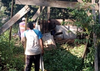 Bedah Rumah TMMD ke-125 Kodim 1006/Banjar Masuki Tahap Pembersihan dan Evakuasi Barang
