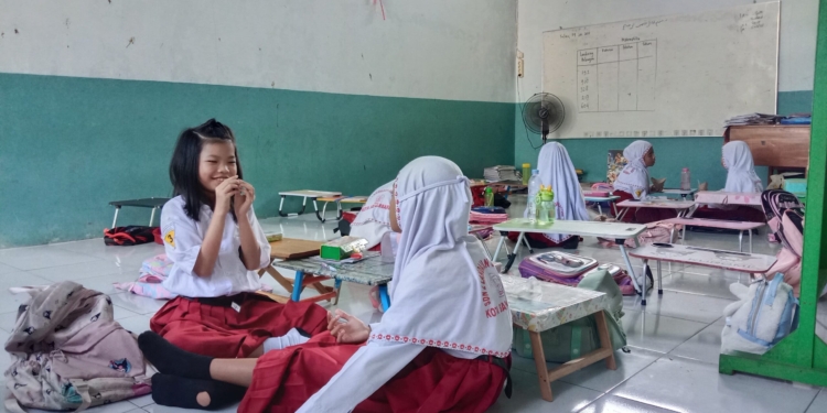 Sengketa Lahan Hambat Rombel Baru, SDN 2 Laura Banjarbaru Dapat Bantuan Bertahap dari Disdik