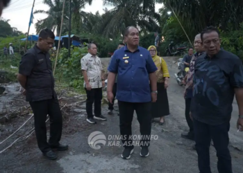 Tinjau Langsung Jalan Longsor, Bupati Asahan Tegaskan Komitmen Percepat Perbaikan Infrastruktur Desa