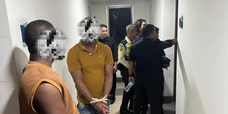 Sembilan WNA Pelaku Love Scamming di Jakut dan Bali Berhasil Dijaring dan Dideportasi Imigrasi