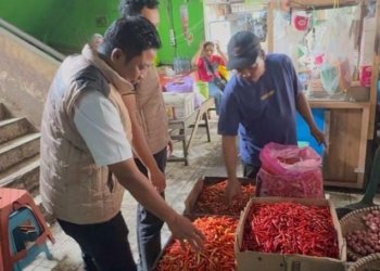 Polda Kalsel Cek Ketersediaan dan Harga Bapok di Pasar Antasari Banjarmasin