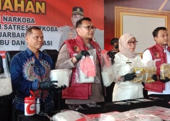 Perangi Narkotika, Polres Banjarbaru Musnahkan Puluhan Kilogram Narkotika dan Ekstasi