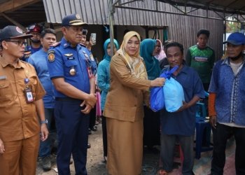 Sigap Tangani Musibah, Pemerintah Kabupaten Banjar Salurkan Bantuan Darurat untuk Korban Kebakaran Kaliukan