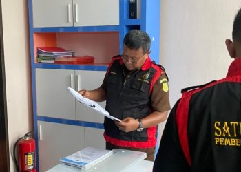 Kantor PT. Ketenagalistrikan Kaltim Digeledah, Kejati Sita Sejumlah Barang Bukti