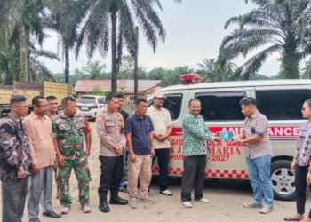 Kepedulian Sosial: PT Gideon Mula Gabe Hibahkan Ambulans untuk Desa Janji Maria
