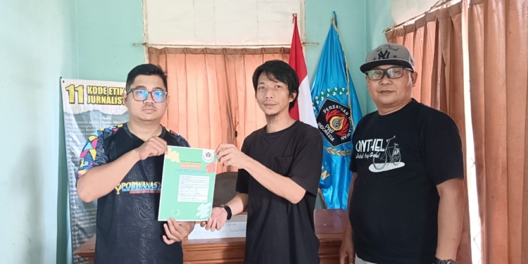 Zaki Mubarak Resmi Daftar Calon Ketua PWI Balangan 2025-2028