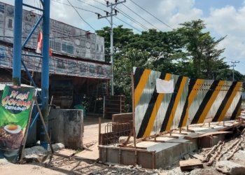 Dampak Pembangunan Jembatan Sungai Ulin, Susilo: Penjualan Turun Drastis