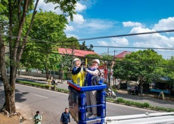 Relokasi Kabel Semrawut, Wali Kota Banjarbaru Mulai Penataan Kota dari Udara