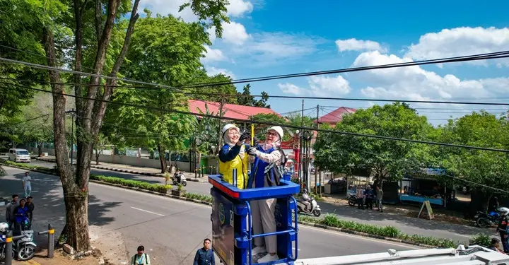 Pemko Banjarbaru Mulai Menata Kabel Udara
