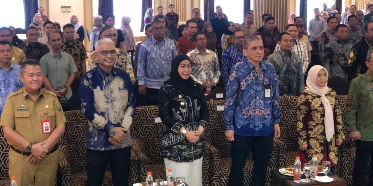 Ikuti Pra Evaluasi SAKIP 2025, Wali Kota Banjarbaru Harapkan Naik Predikit Jadi Sangat Baik