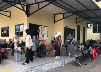 Pelayanan SKCK di Polres Banjarbaru Dipadati ASN