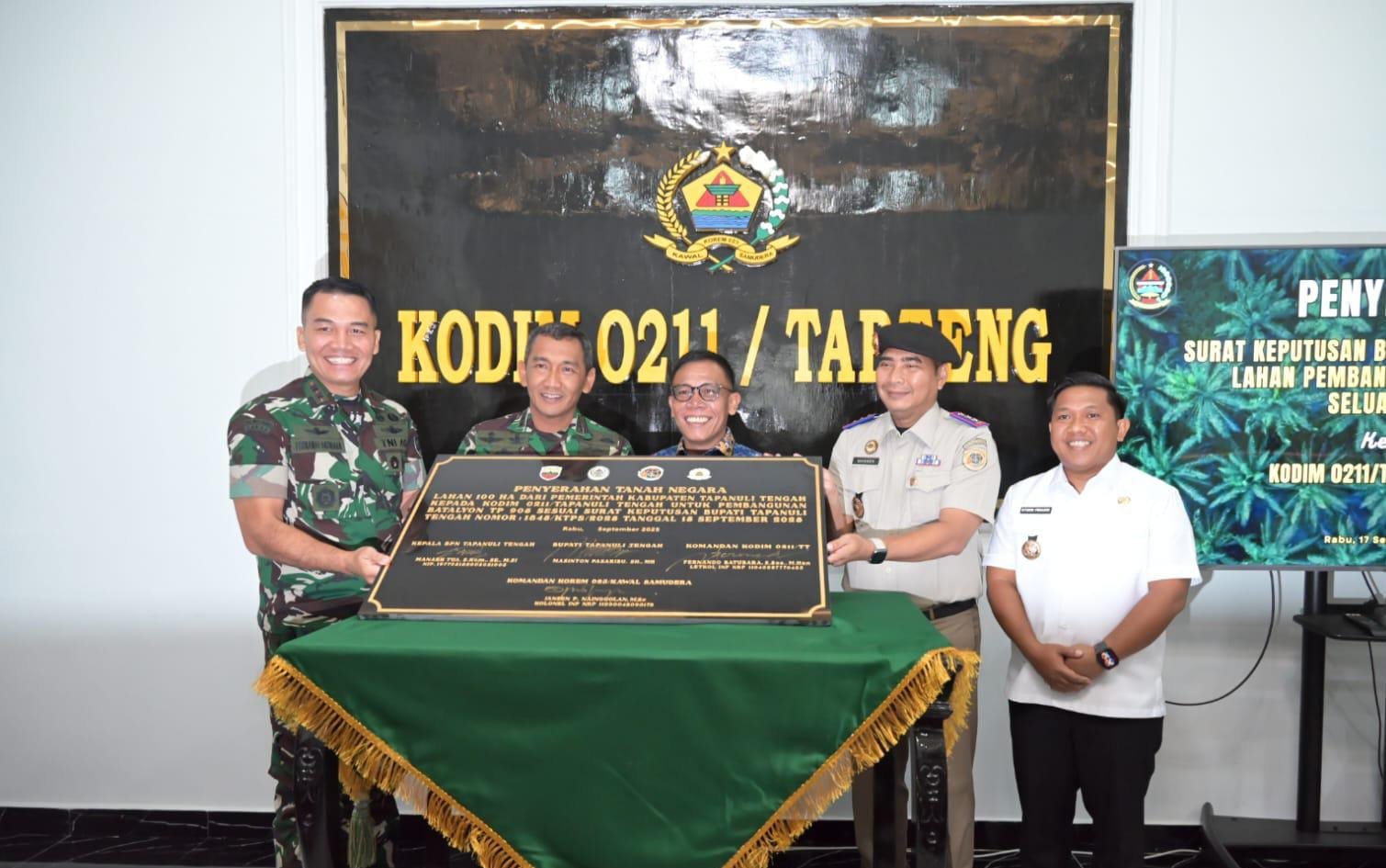 Langkah Bersejarah, Pemkab Tapteng Hibahkan 100 Ha Lahan untuk TNI