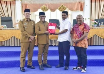 Bupati Tapteng Tantang DPRD Bahas Cepat APBD 2026: “Rakyat Butuh Anggaran Berkualita”