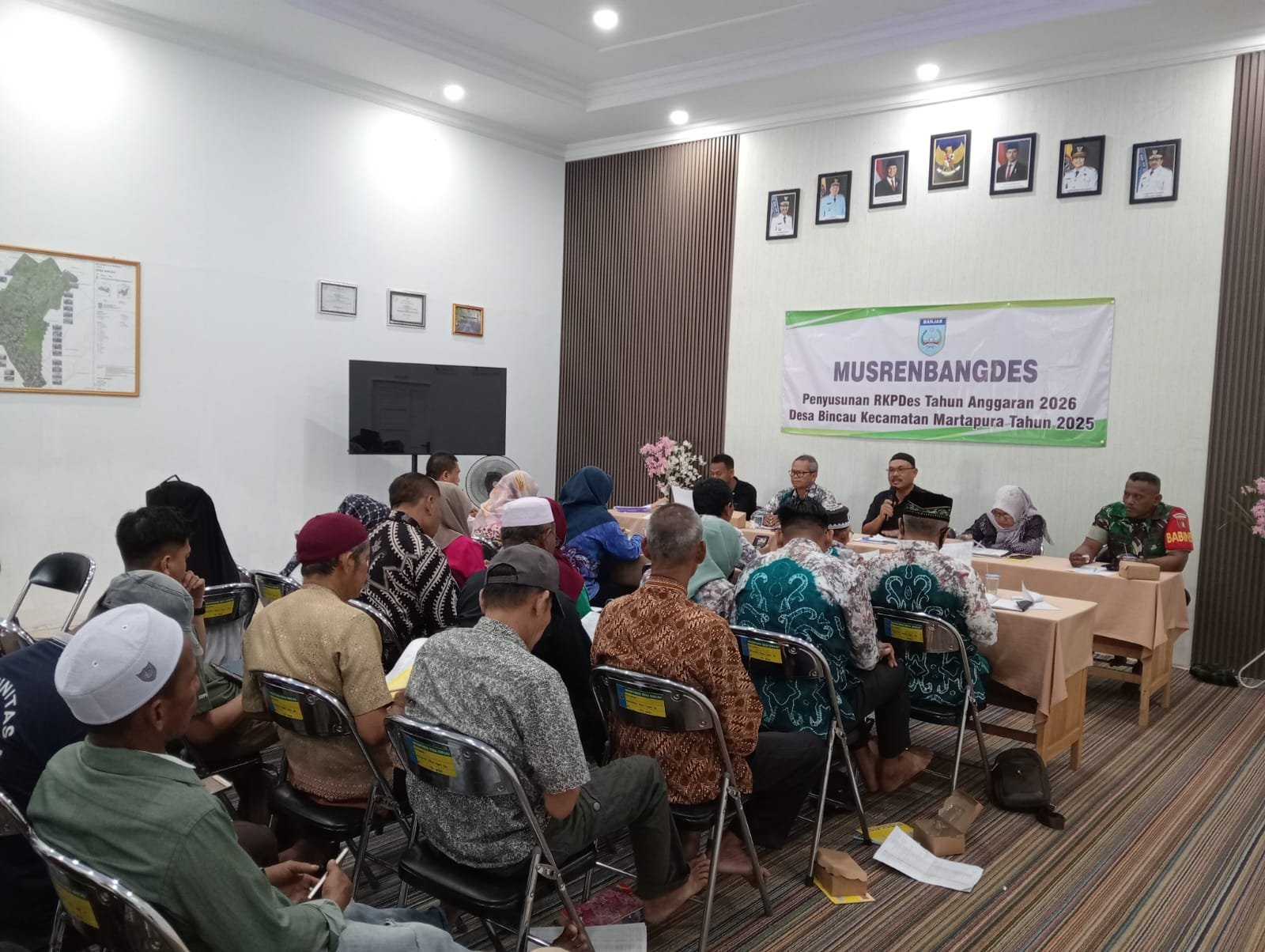 Babinsa Koramil 1006-06/Martapura Hadiri Musrenbangdes Bincau Tahun Anggaran 2026
