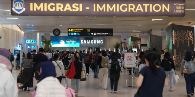 Penumpang yang Tiba di Tiga Bandara Internasional dan Pelabuhan di Batam Wajib Deklarasi Kedatangan Melalui Aplikasi All Indonesia