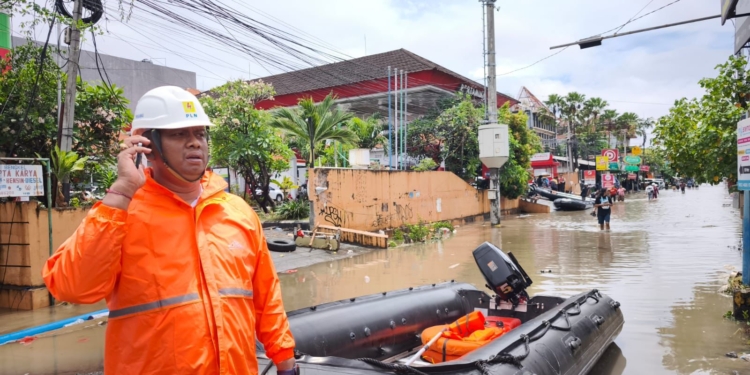 PLN Pulihkan Listrik Pascabencana, Warga Bali Kembali Beraktivitas