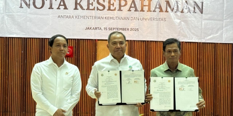 ULM dan Kemenhut Teken MoU, Perkuat Peran Strategis Pembangunan Hutan Berkelanjutan