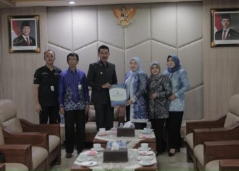 Bupati Kabupaten Banjar Terima Audiensi Dewan Komisaris Bank Kalsel, Bahas Dukungan untuk Pendirian Bank Kalsel Syariah