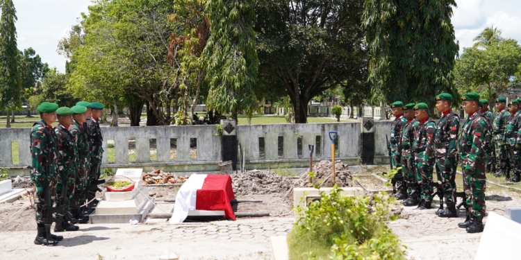 Kodim 1006/Banjar Beri Penghormatan Terakhir kepada Kolonel Inf Taswin Arief