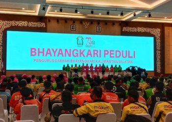 Sambut HUT ke-73, Bhayangkari Polda Kalsel Salurkan Bantuan untuk 500 Driver Ojek Online