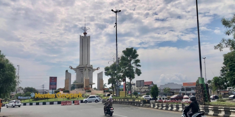 Mengurai Kemacetan, Pemko Banjarbaru Akan Bangun Flyover di Bundaran Simpang Empat