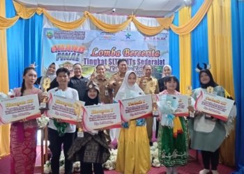Siti Nurhayatul Hasanah Juara 1 Lomba Bercerita SMP/MTs se- Kabupaten Kotabaru