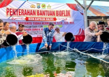Yayasan Majelis Arsyadi Dalam Pagar Terima Bantuan 20 Kolam Bioflok dan 5.000 Bibit Ikan Nila dari Kapolda Kalsel dan PT Hasnur