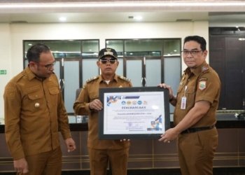 Pemkab Kotabaru Raih Prestasi Penghargaan dari Universitas Lambung Mangkurat