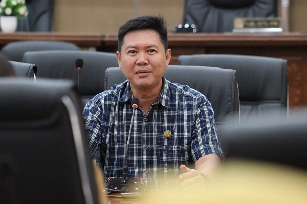 Saiful Arif Dukung Gerakan Ayah Antar Anak Sekolah