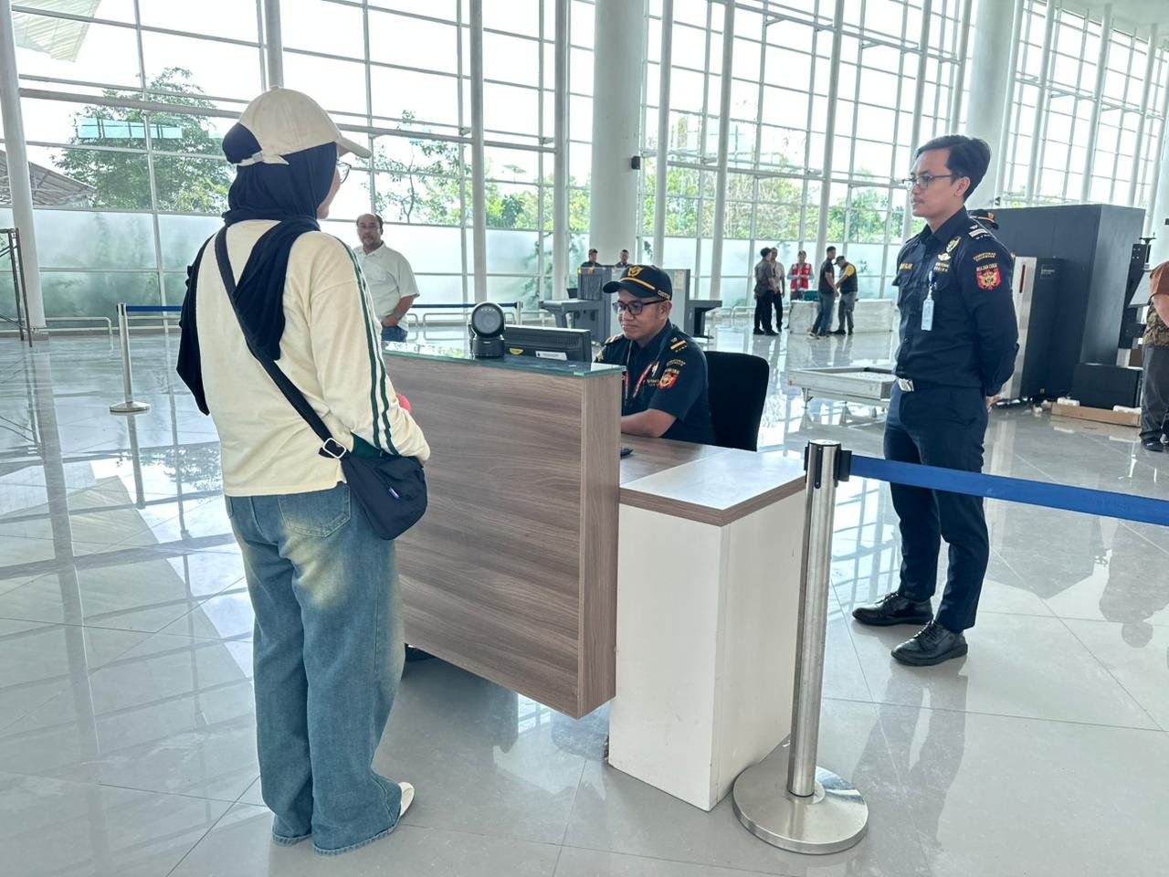 Jelang Penerbangan Internasional Perdana, Bandara Syamsudin Noor Gelar Simulasi Lengkap
