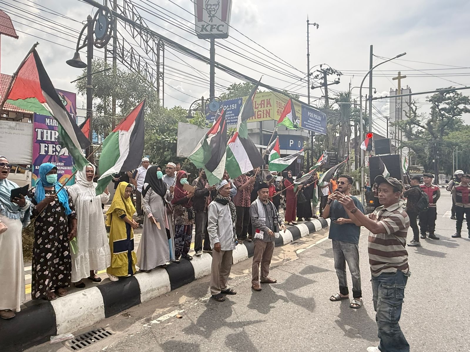 Aksi Damai Bela Palestina Kembali Menggema di Banjarmasin