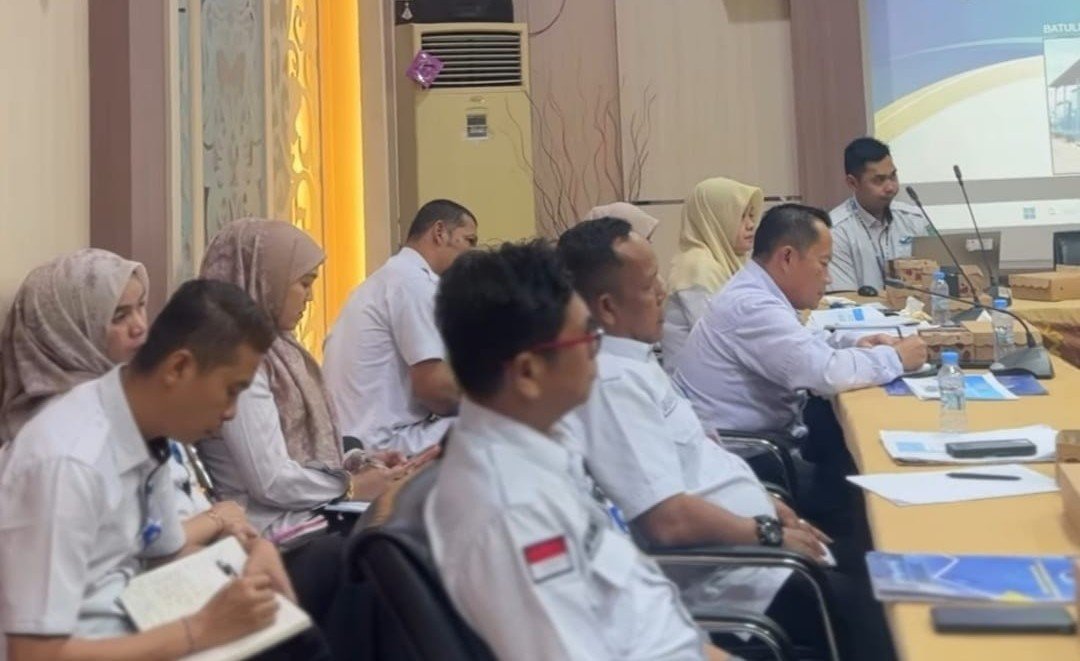 Gelar Rapat Kerja, Komisi II DPRD Tanbu Tekankan Pelayanan Kepada Perusahaan Air Minum Bersujud