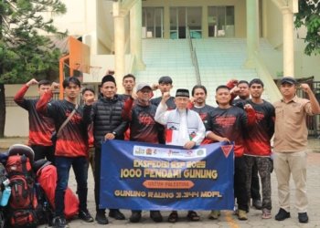 Semangat Solidaritas Palestina: AWG Berangkatkan Tim Ekspedisi 1000 Pendaki ke Gunung Raung