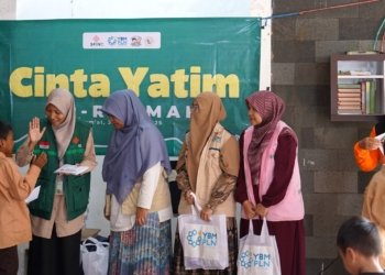 Hadirkan Bahagia Bersama Anak Yatim, YBM PLN Santuni Panti Asuhan Ar-Rahman