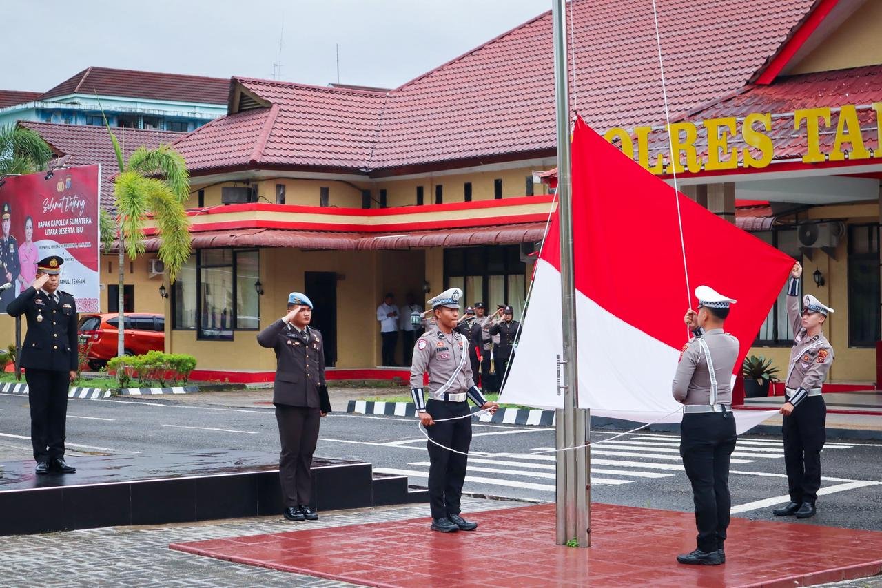 Polres Tapanuli Tengah Gelar Upacara Hari Pahlawan 2025: “Semangat Juang Tak Pernah Padam”