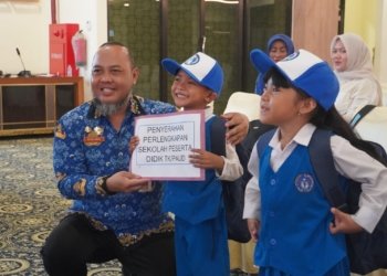 engkapan Sekolah Untuk Tingkat Paud, SD dan SMP