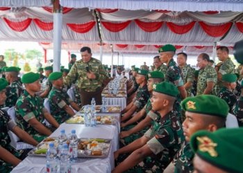 Menhan Sjafrie Sjamsoeddin Kunjungi Yon TP 828 di Tanah Bumbu