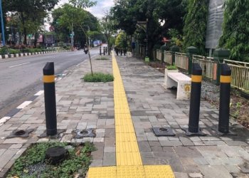 Empat Tahun Pengerjaan Trotoar, 91 Bollard Hilang Digondol Maling