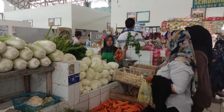Pertamax Masih Langka, Harga Sayur Mayur di Banjarbaru Mulai Merangkak Naik