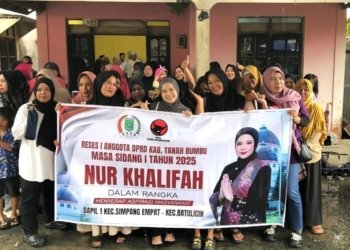 Anggota DPRD Nur Khalifah Serap Aspirasi Warga: Usulkan Paving dan PJU, Langsung Beri Bantuan Bak Sampah