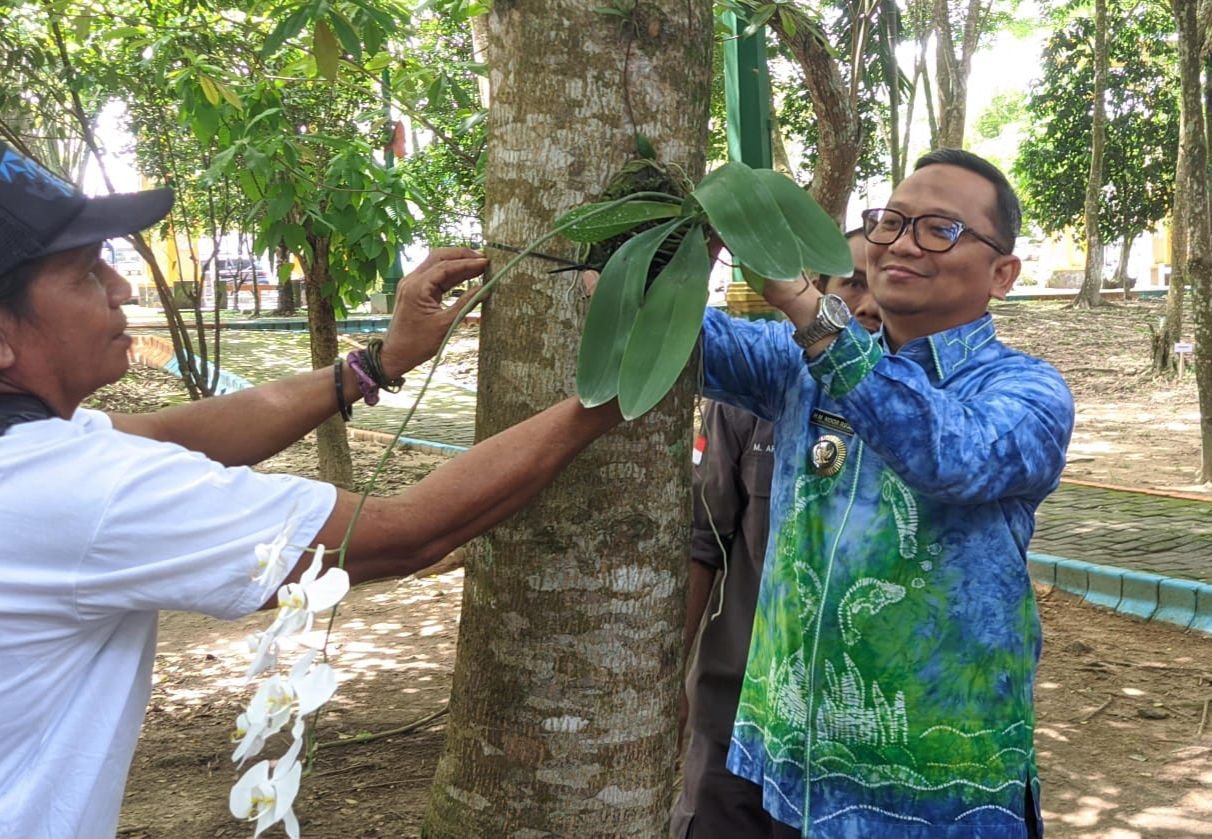 Bupati Tabalong Resmi Buka Tabalong Smart Orchid Festival 2025