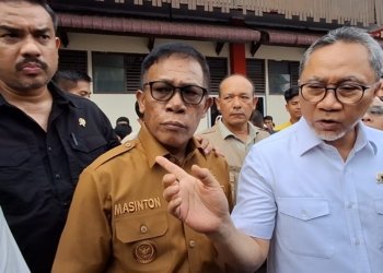 Bantuan Mengalir ke Tapteng, Menko Pangan dan Menteri UMKM Turun Langsung ke Pengungsian