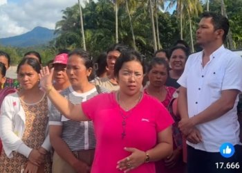 Pejuang Kanker Turun ke Barus: Dina Silalahi Bawa Bantuan di Tengah Jalur Terputus