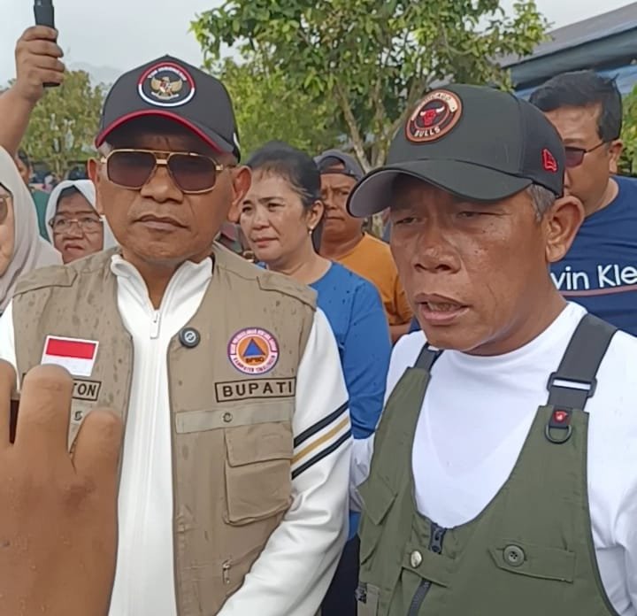 Desa-Desa Masih Terisolasi, Bupati Tapteng Desak Tambahan Alat Berat untuk Buka Akses