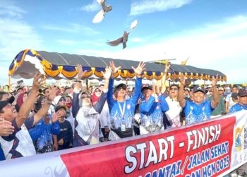 Pemkab dan PGRI Kotabaru Gelar Jalan Sehat & Senam Anak Indonesia Hebat